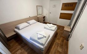 Fox Hostel Kyiv